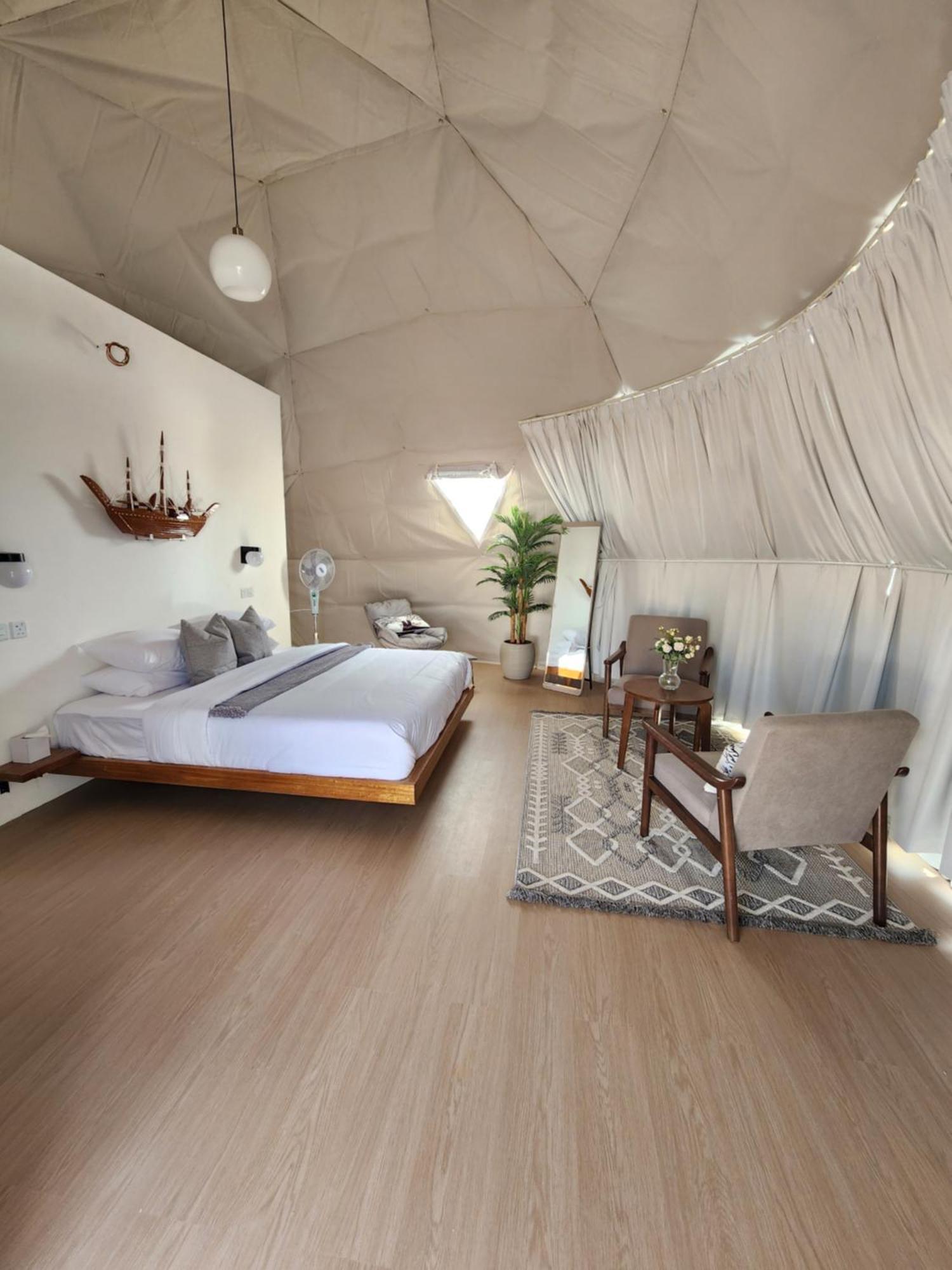 Bubbles Domes Private Cmp Hotell Al Wāşil Rum bild
